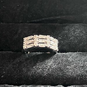 Vintage Avon 2005 Platinum Plated Baguette And Round CZ Ring Size 5